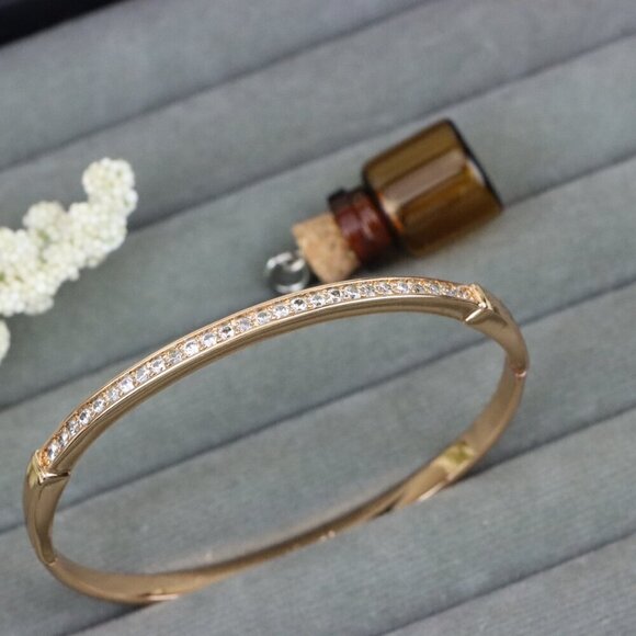 Elegant Rose Gold Bangle with Sparkling Stone Line Detailing, XPBL0441 - Picture 11 of 12